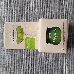 New Frudia Green Grape Pore Control Cream 0.35 oz (10 g)
